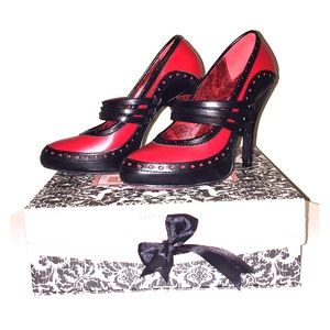 Bordello Black/ Red Pumps Sz 6